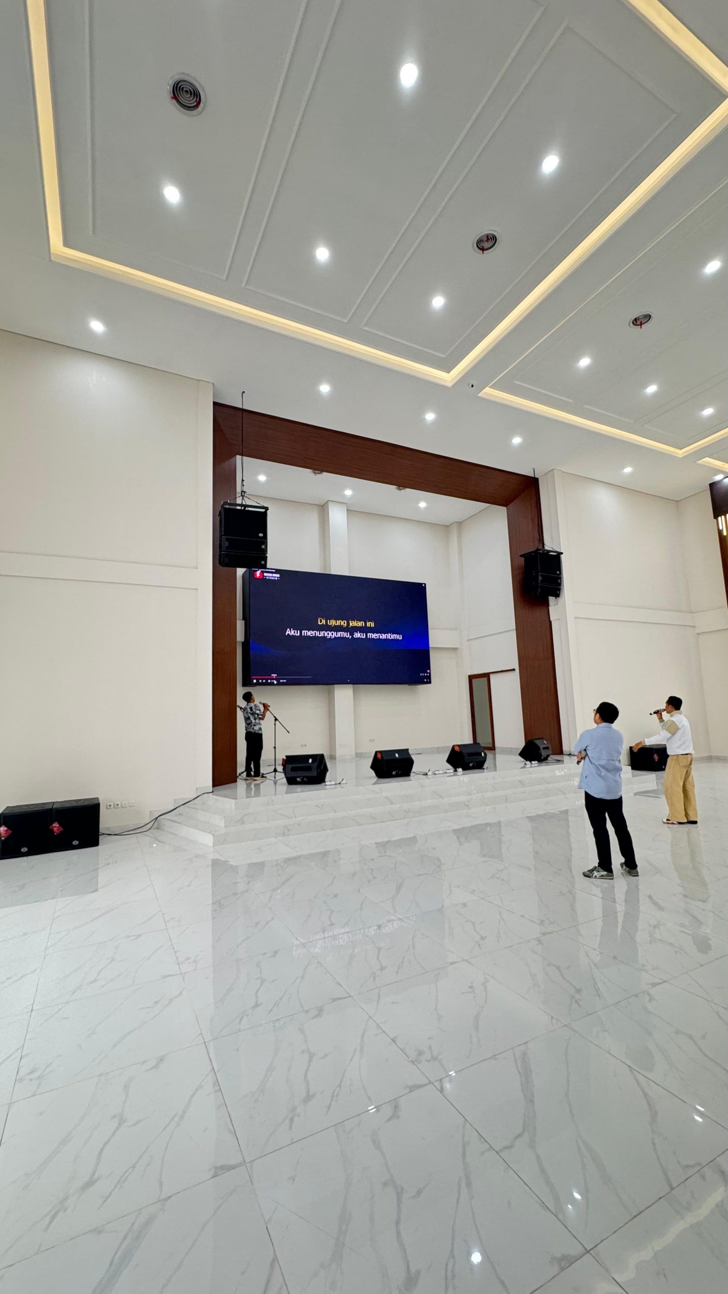 WhatsApp Image 2025-12-10 at 14.03.16_5095a3a2